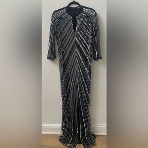 SZ 6 Parker Black/White/Silver Sequin Gown
